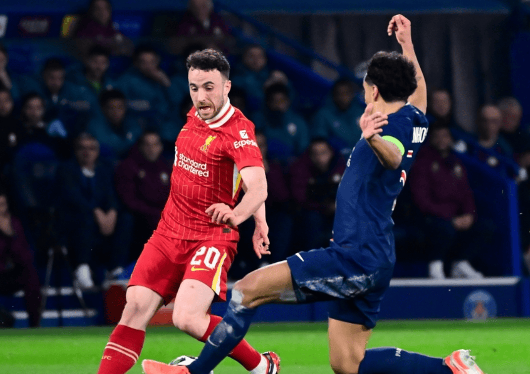 赛前NBA总决赛焦点战；巴黎圣日耳曼战术微调；气氛紧张；轮换策略成焦点的简单介绍